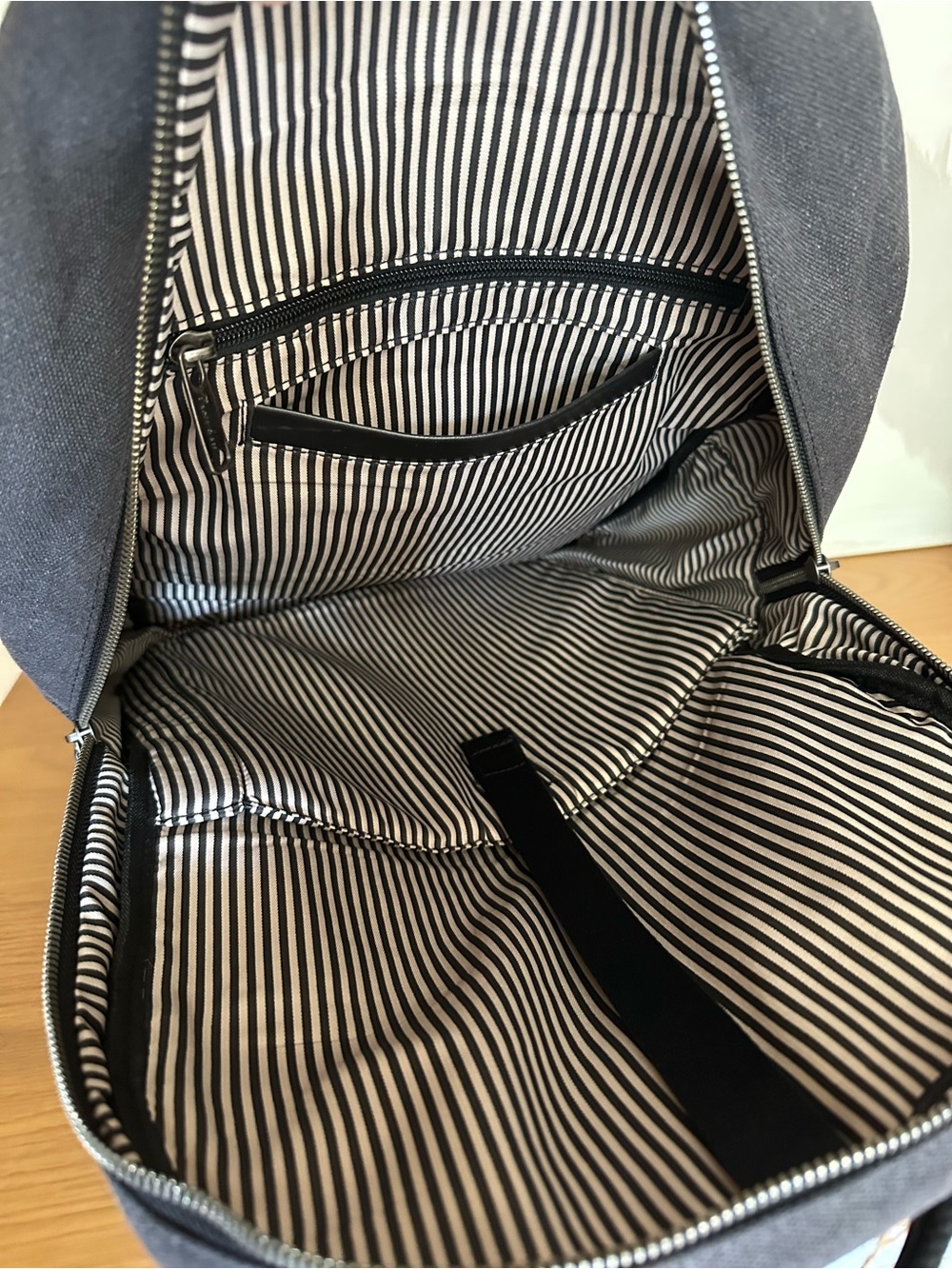 Brouk & Co Excursion Backpack Bag - Picture 3 of 10